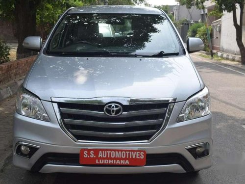 Used Toyota Innova 2014 MT for sale in Ludhiana 
