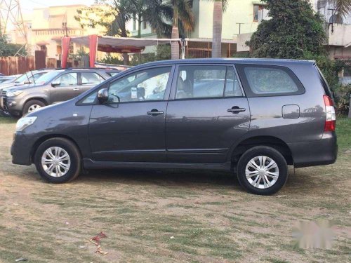 Used Toyota Innova 2.5 GX 8 STR 2016 MT for sale in Vadodara 