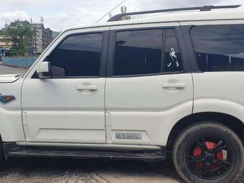 Used Mahindra Scorpio 2016 AT for sale in Mira Road 