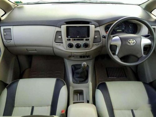 Used Toyota Innova 2.0 GX 8 STR 2013 MT in Ahmedabad 