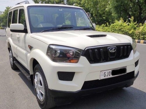 2016 Mahindra Scorpio MT for sale in Ahmedabad 