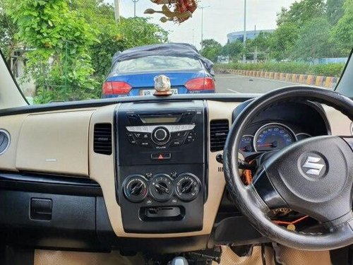 Used 2017 Maruti Suzuki Wagon R AT for sale in Visakhapatnam 