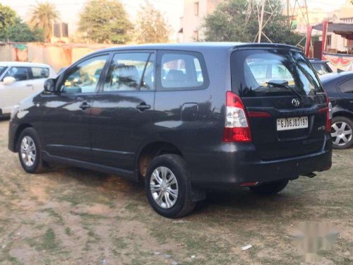 Used Toyota Innova 2.5 GX 8 STR 2016 MT for sale in Vadodara 