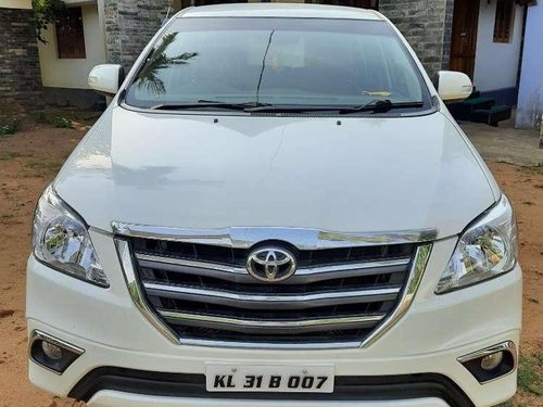 Toyota Innova 2.5 G4 8 STR, 2009, Diesel MT for sale in Palakkad 