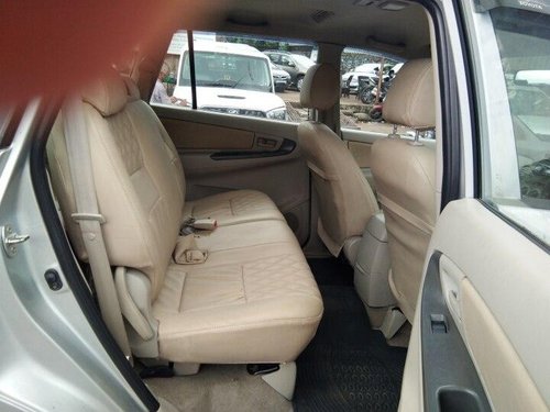 Used Toyota Innova 2.5 GX 8 STR 2010 MT for sale in Mumbai