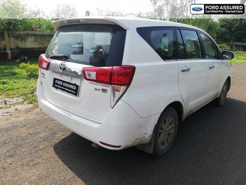 Used Toyota Innova Crysta 2016 MT for sale in Aurangabad 