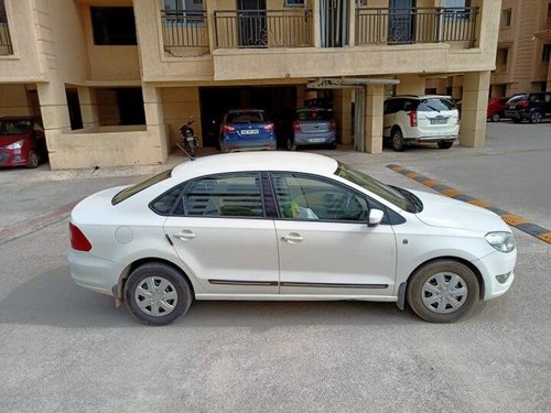 Used 2014 Skoda Rapid MT for sale in Hyderabad 