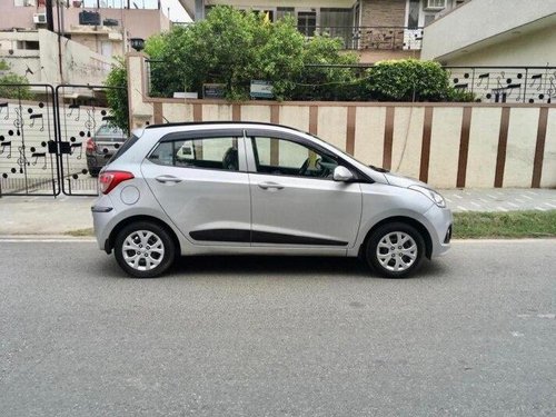 Used Hyundai Grand i10 Sportz 2016 MT for sale in New Delhi