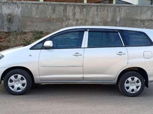 Used Toyota Innova 2011 MT for sale in Pune