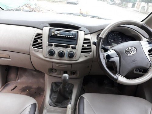 Toyota Innova 2.5 G4 2012 MT for sale in Ahmedabad 