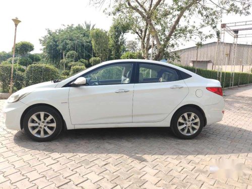 Hyundai Verna 2013 MT for sale in Gurgaon 