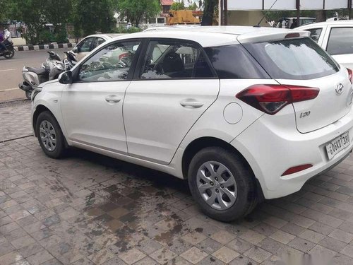 Used 2016 Hyundai i20 MT for sale in Vadodara 