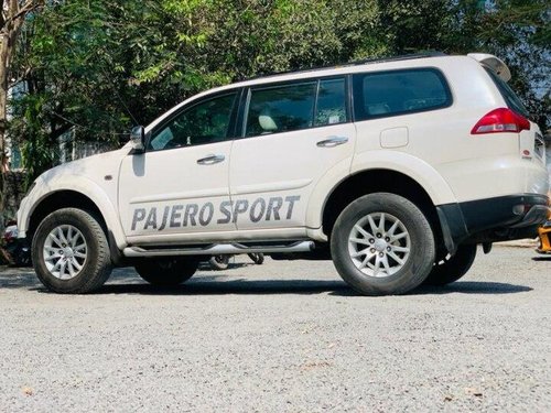 Used 2015 Mitsubishi Pajero Sport Sport 4X2 AT for sale in Surat 