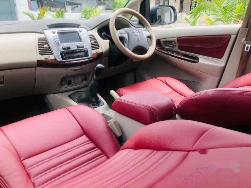 Used 2013 Toyota Innova MT for sale in Kochi 