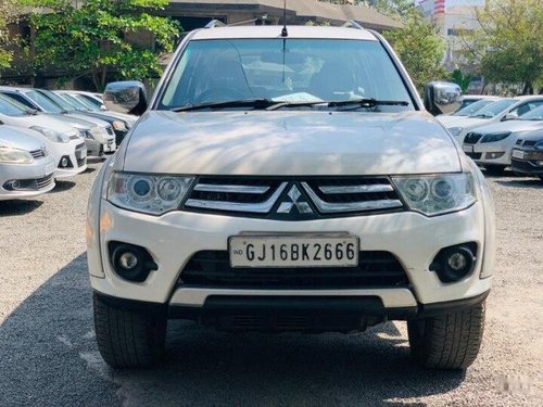 Used 2015 Mitsubishi Pajero Sport Sport 4X2 AT for sale in Surat 