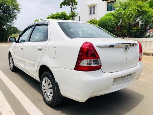 Used Toyota Platinum Etios 1.4 GD 2013 MT in Ahmedabad 