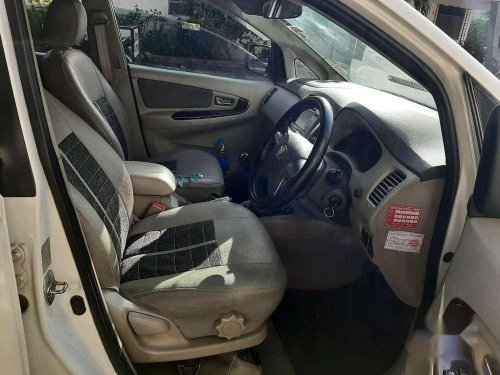 Toyota Innova 2.5 V 8 STR, 2014, Diesel MT for sale in Pune 