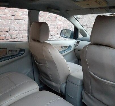 Used Toyota Innova 2011 MT for sale in Kanpur 