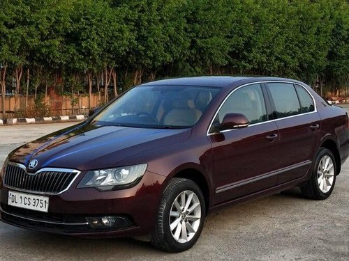 Used Skoda Superb 2014 AT for sale in New Delhi 