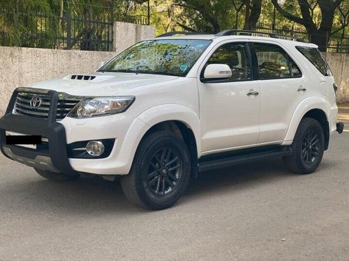 Used 2015 Toyota Fortuner AT for sale in New Delhi 