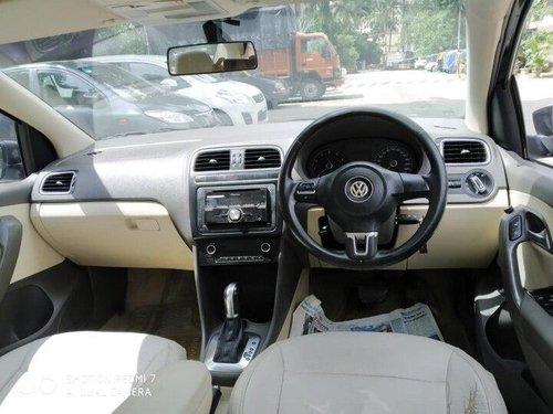 Used 2012 Vento Petrol Highline AT  for sale in Thane