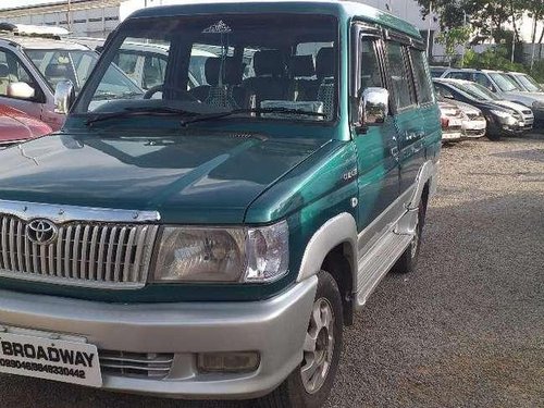 Used 2005 Toyota Qualis MT for sale in Hyderabad