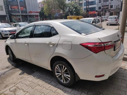 Used Toyota Corolla Altis 2016 AT for sale in Ghaziabad 