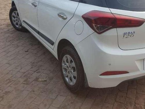 Used 2015 Hyundai Elite i20 MT for sale in Meerut 