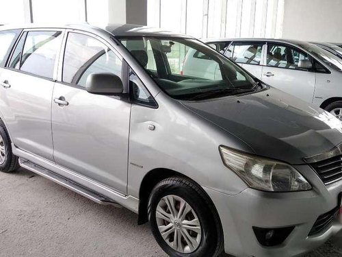 Used 2012 Toyota Innova MT for sale in Noida 