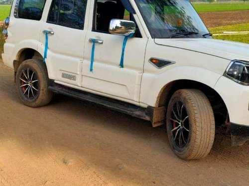 Used Mahindra Scorpio 2016 MT for sale in Bhopal 