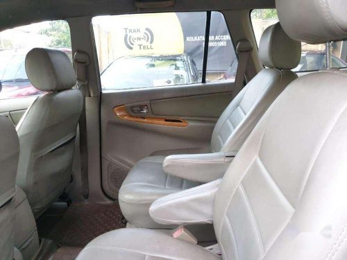 Used Toyota Innova 2010 MT for sale in Kolkata