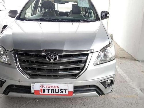 Used 2014 Toyota Innova MT for sale in Noida 