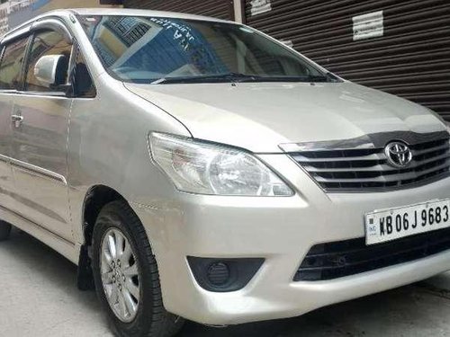 Used 2012 Toyota Innova MT for sale in Kolkata