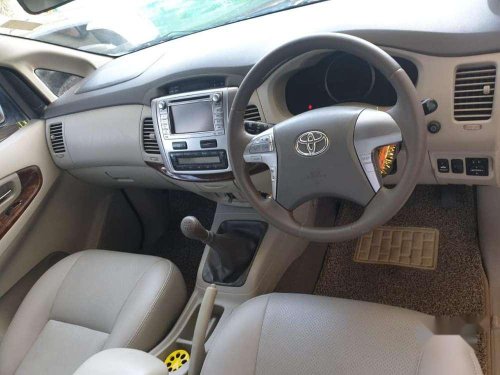 Used Toyota Innova 2.5 ZX BS IV 7 STR, 2014, Diesel MT in Guntur 