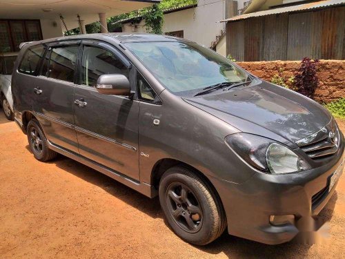 Toyota Innova 2.0 VX 8 STR BS-IV, 2010, Diesel MT for sale in Thrissur 