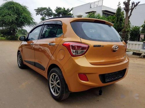 Hyundai Grand I10 Sportz 1.1 CRDi, 2014, Diesel MT for sale in Ahmedabad