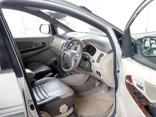 Used 2014 Toyota Innova MT for sale in Noida 