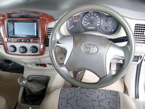 Used 2012 Toyota Innova MT for sale in Noida 