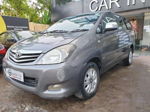 Used Toyota Innova 2010 MT for sale in Kolkata