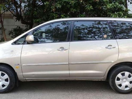 Toyota Innova 2.5 G 8 STR BS-IV, 2011, Diesel MT in Coimbatore