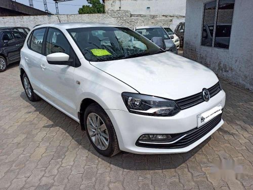 Volkswagen Polo Highline, 2015, Petrol MT for sale in Chandigarh