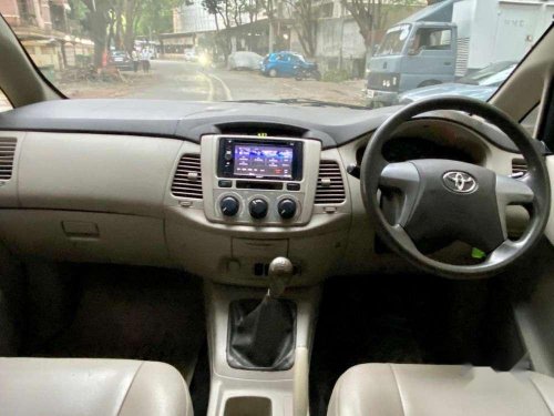 Toyota Innova 2013 MT for sale in Mumbai