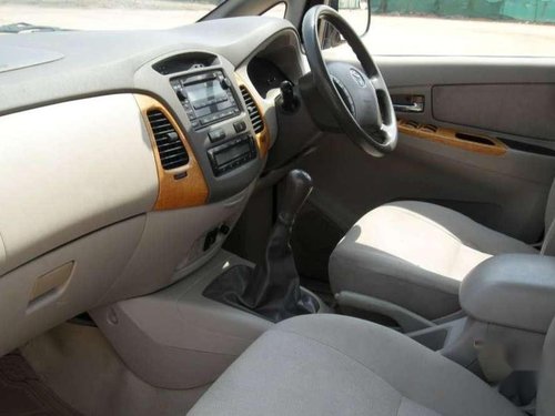 Toyota Innova 2.5 V 8 STR, 2011, Diesel MT for sale in Coimbatore