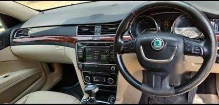 Skoda Superb 2013 MT for sale in Kolhapur