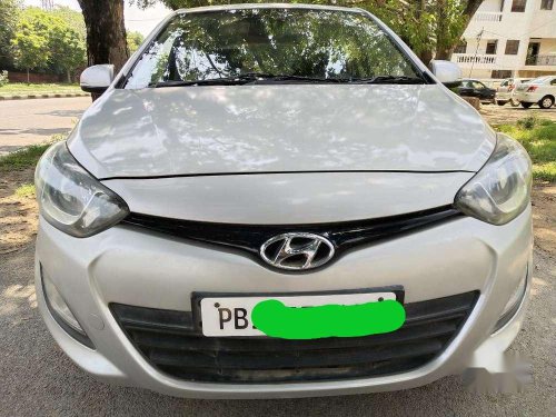 Hyundai I20 Sportz 1.4 CRDI 6 Speed (O), 2012, Diesel MT in Chandigarh