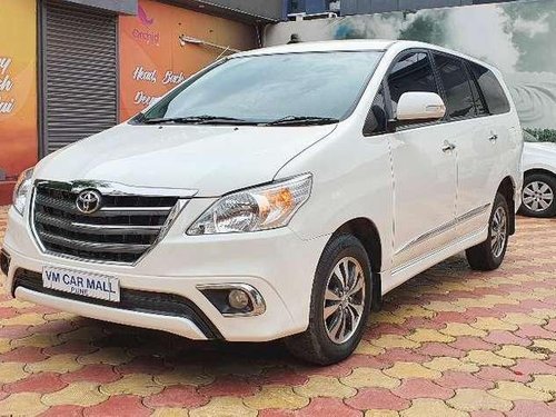 Toyota Innova 2015 MT for sale in Pune