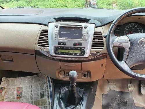 Toyota Innova 2015 MT for sale in Pune