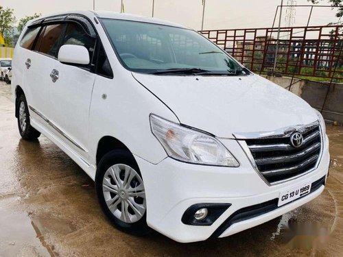 2014 Toyota Innova MT for sale in Bilaspur