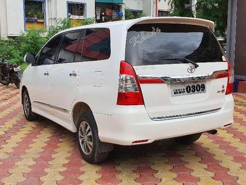 Toyota Innova 2015 MT for sale in Pune