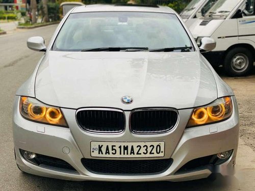 BMW 3 Series 320i, 2010, Petrol AT for sale in Nagar